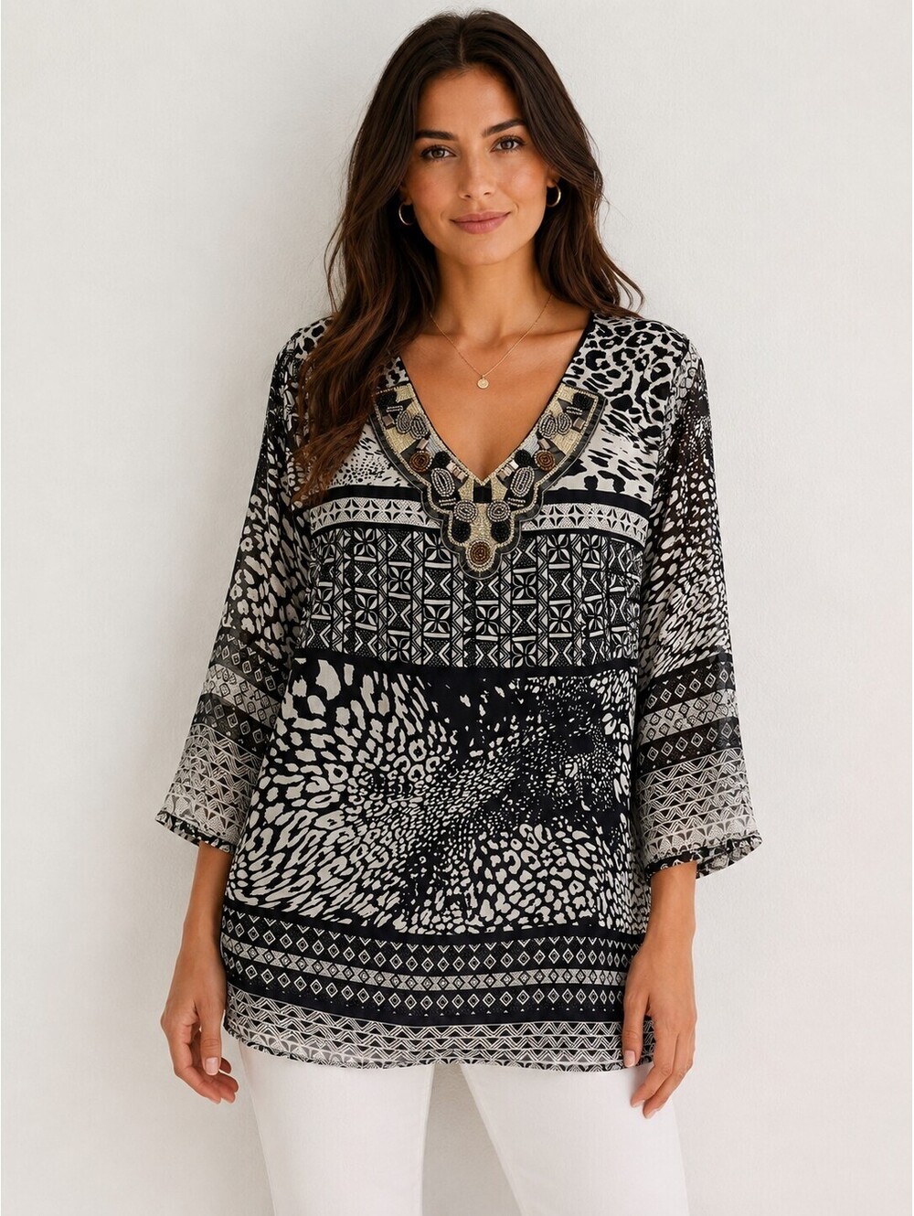 TravelSmith Embellished Tunic Top Black White Animal Print Beaded 3/4 Sleeve